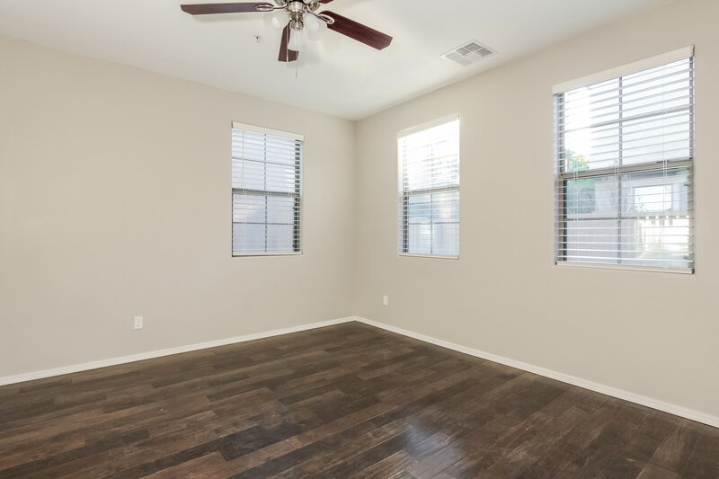 1,980/Mo, 1444 N 80th Dr Phoenix, AZ 85043 Misc View 3