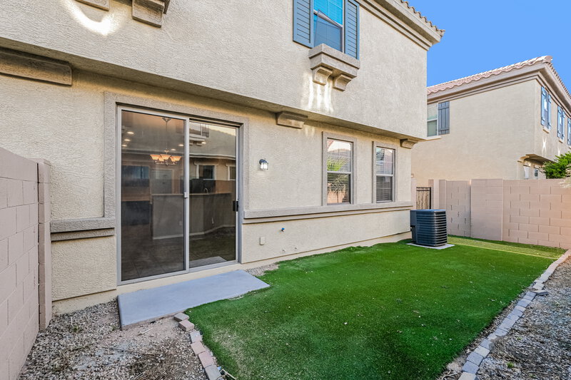 1,955/Mo, 1444 N 80th Dr Phoenix, AZ 85043 Rear View