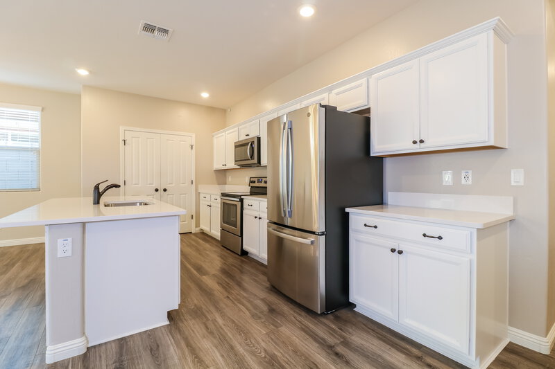 2,520/Mo, 16574 W Sierra St Surprise, AZ 85388 Kitchen View