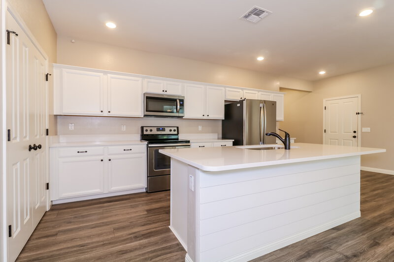 2,520/Mo, 16574 W Sierra St Surprise, AZ 85388 Kitchen View 2