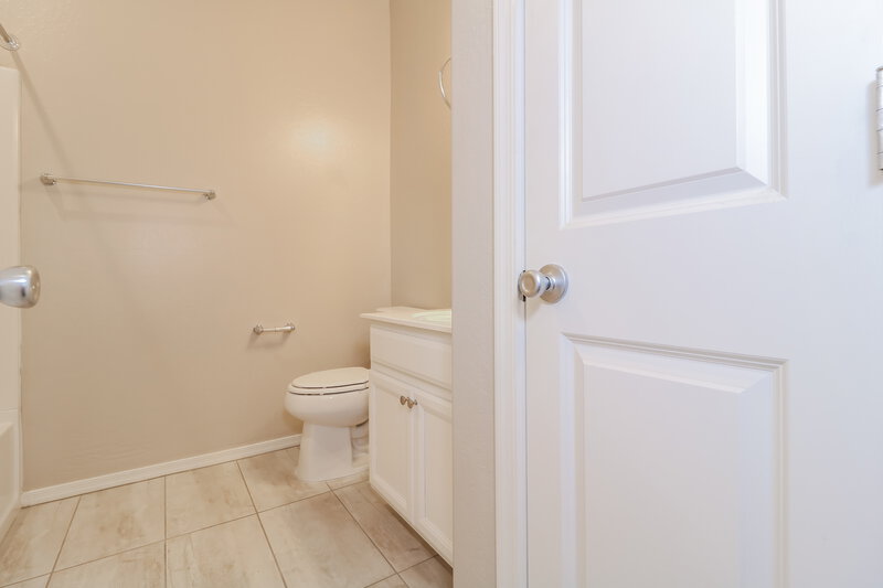 2,520/Mo, 16574 W Sierra St Surprise, AZ 85388 Bathroom View