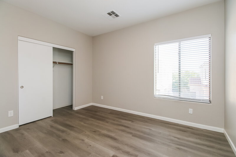 1,975/Mo, 22243 N 29th Dr Phoenix, AZ 85027 Bedroom View