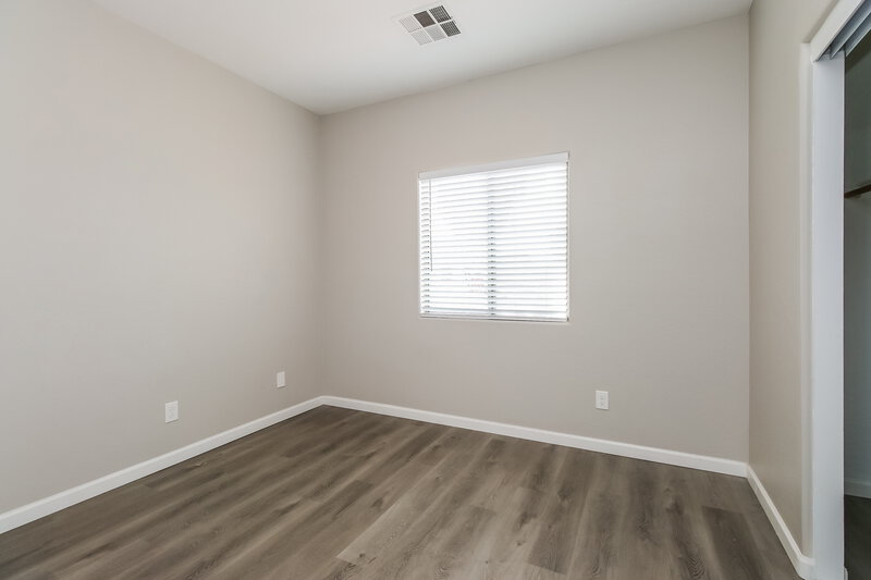 1,975/Mo, 22243 N 29th Dr Phoenix, AZ 85027 Bedroom View 2