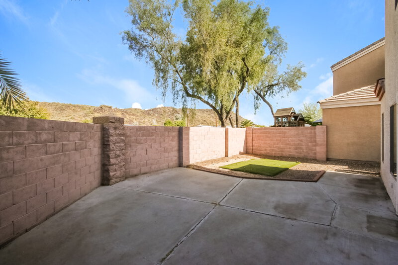 1,975/Mo, 22243 N 29th Dr Phoenix, AZ 85027 Rear View