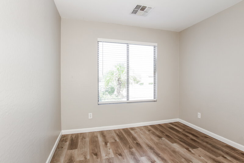 2,025/Mo, 14815 N Tonya CIR El Mirage, AZ 85335 Bedroom View 3
