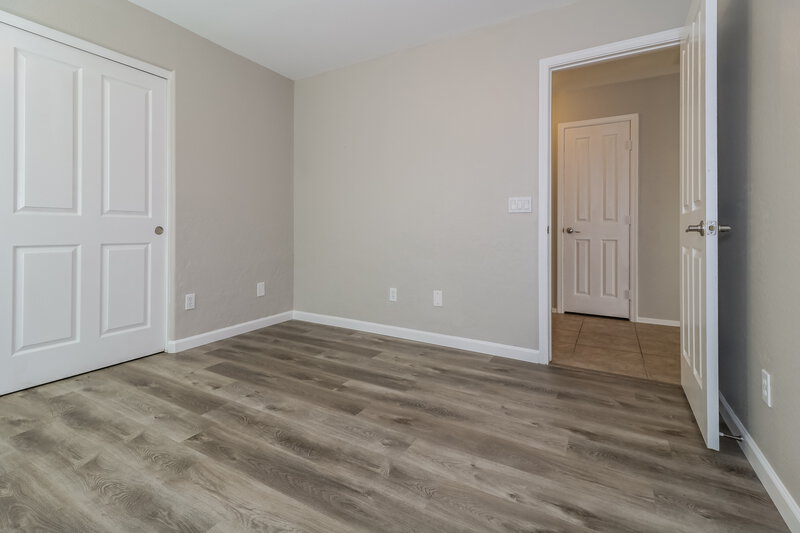 2,095/Mo, 14815 N Tonya CIR El Mirage, AZ 85335 Bedroom View 3