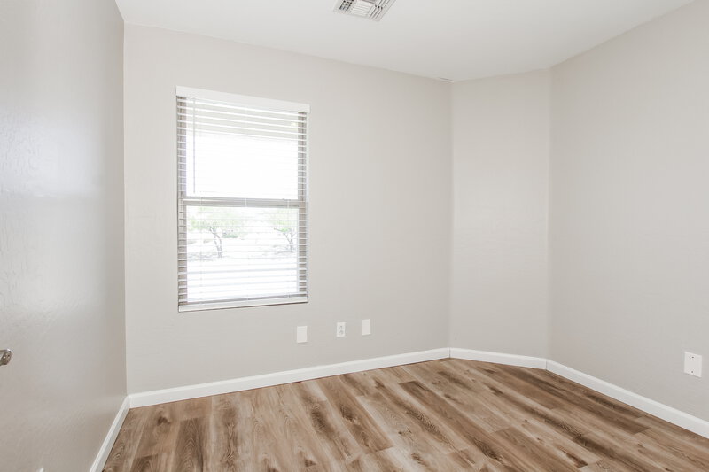 2,025/Mo, 14815 N Tonya CIR El Mirage, AZ 85335 Bedroom View 5