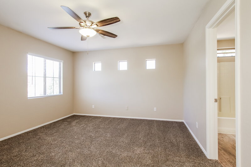 2,260/Mo, 22027 N 30th Ln Phoenix, AZ 85027 Main Bedroom View