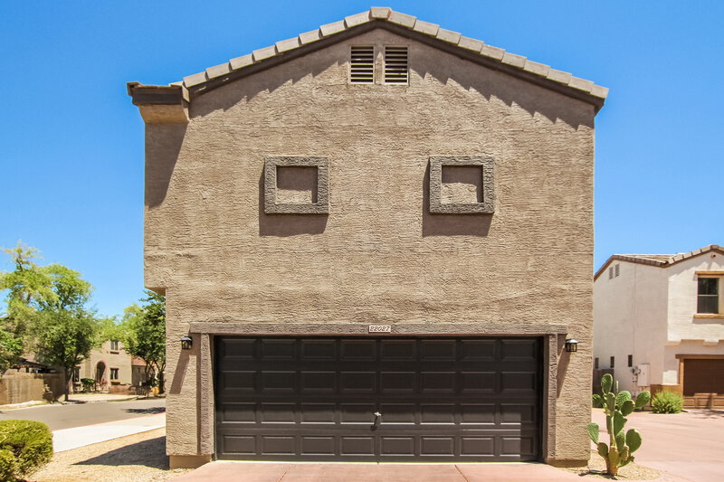 2,260/Mo, 22027 N 30th Ln Phoenix, AZ 85027 Rear View