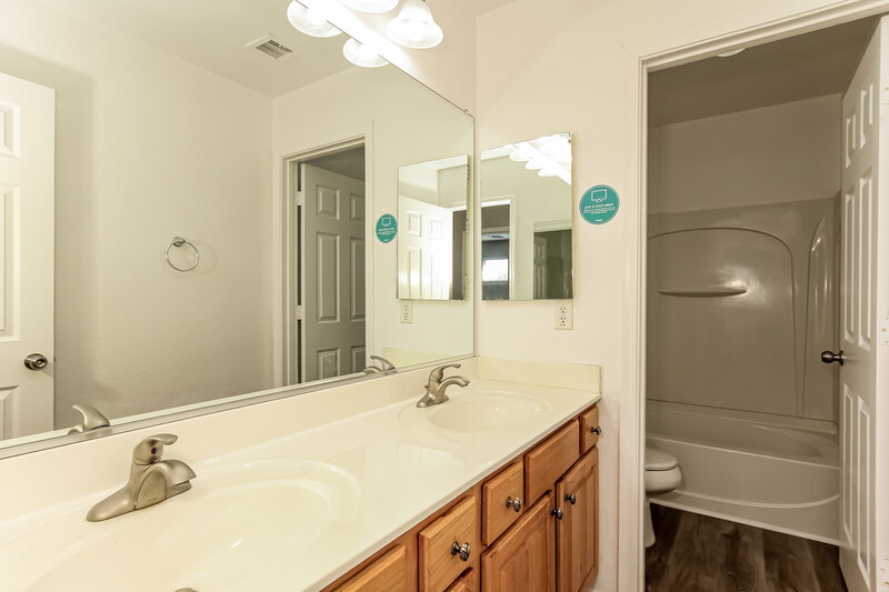 3,390/Mo, 14626 W Acapulco Ln Surprise, AZ 85379 Bathroom View