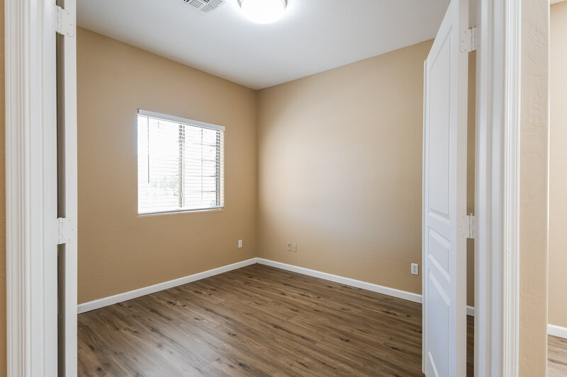 2,230/Mo, 41240 N Hudson Trl Anthem, AZ 85086 Office View