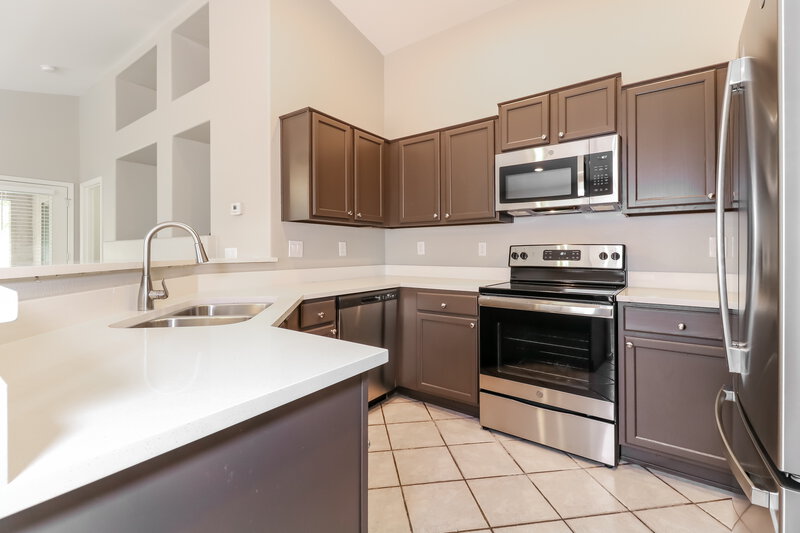 2,300/Mo, 10803 W Monte Vista Rd Avondale, AZ 85392 Kitchen View