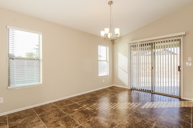 2,125/Mo, 14708 W Hearn Rd Surprise, AZ 85379 Dining Room View