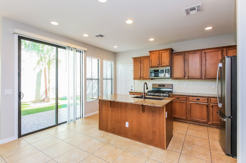 3,005/Mo, 10453 E Neville Ave Mesa, AZ 85209 Kitchen View