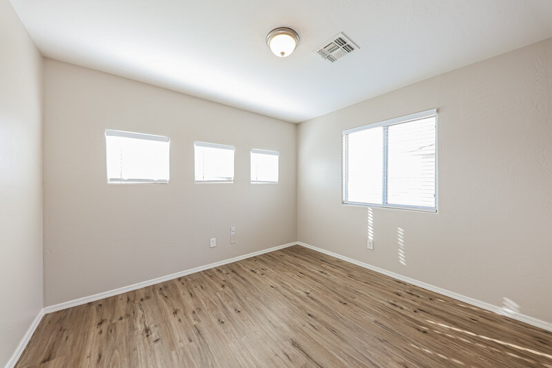 1,995/Mo, 24236 W Lasso Ln Buckeye, AZ 85326 Bonus Room View