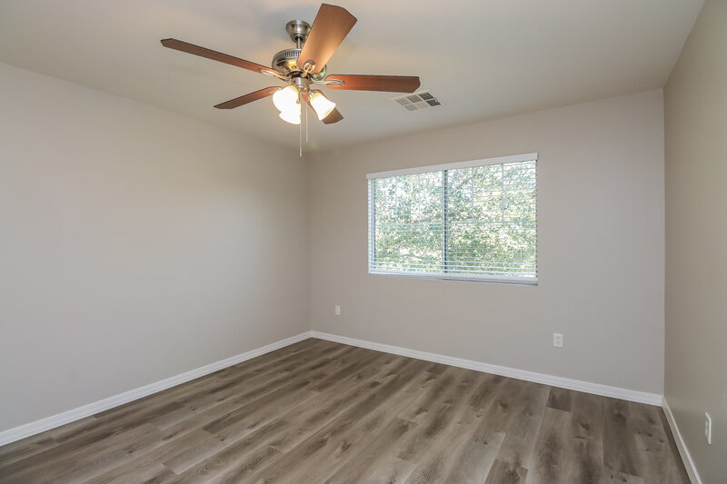 2,315/Mo, 1519 S Owl Dr Gilbert, AZ 85296 Main Bedroom View