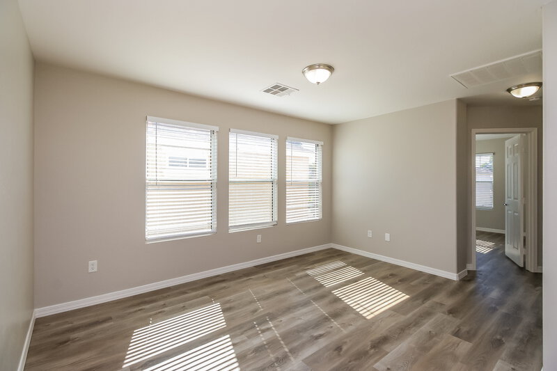 2,315/Mo, 1519 S Owl Dr Gilbert, AZ 85296 Bedroom View 3