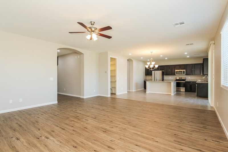 2,695/Mo, 20698 E Canary Way Queen Creek, AZ 85142 Living Room View 2
