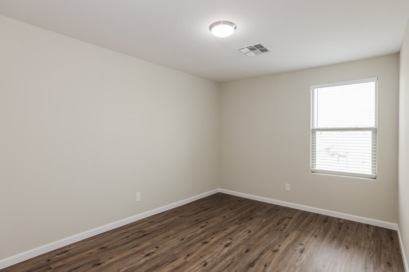 2,310/Mo, 7332 W Preston Ln Phoenix, AZ 85043 Bedroom View 3