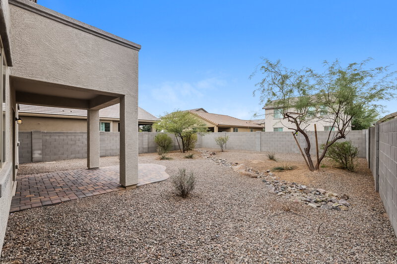 2,310/Mo, 7332 W Preston Ln Phoenix, AZ 85043 Rear View 2