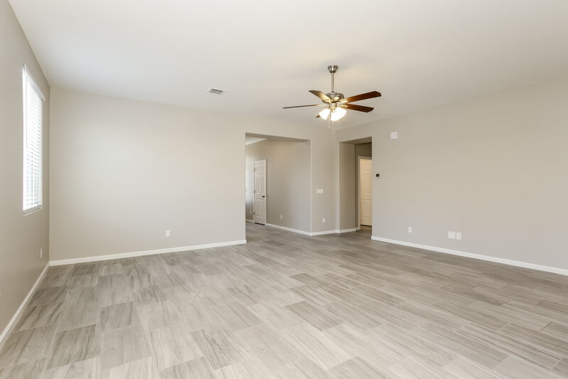 2,415/Mo, 13242 W Avenida Del Rey Peoria, AZ 85383 Living Room View 2