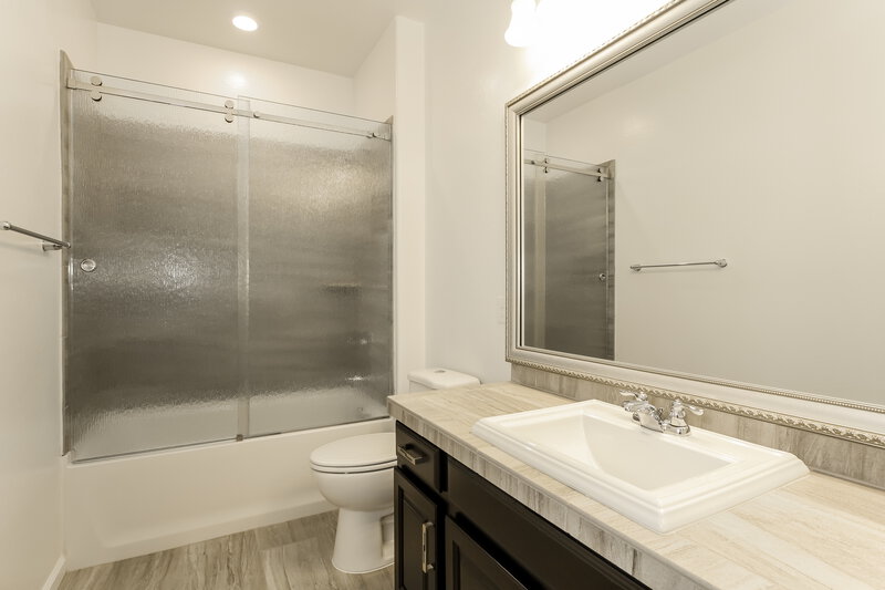 2,415/Mo, 13242 W Avenida Del Rey Peoria, AZ 85383 Bathroom View