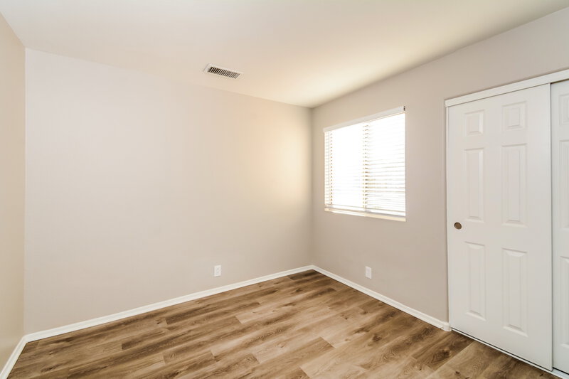 1,820/Mo, 16526 N 157th Ave Surprise, AZ 85374 Bedroom View 2