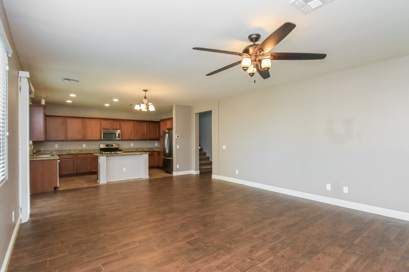 2,755/Mo, 20950 E Pecan Ln Queen Creek, AZ 85142 Living Room View 2