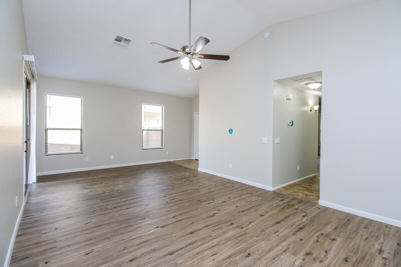 1,685/Mo, 4196 E Coal St San Tan Valley, AZ 85143 Living Room View 3