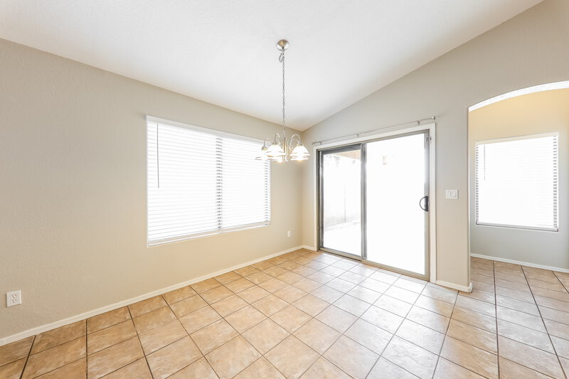 1,865/Mo, 13331 W Boca Raton Rd Surprise, AZ 85379 Breakfast Nook View