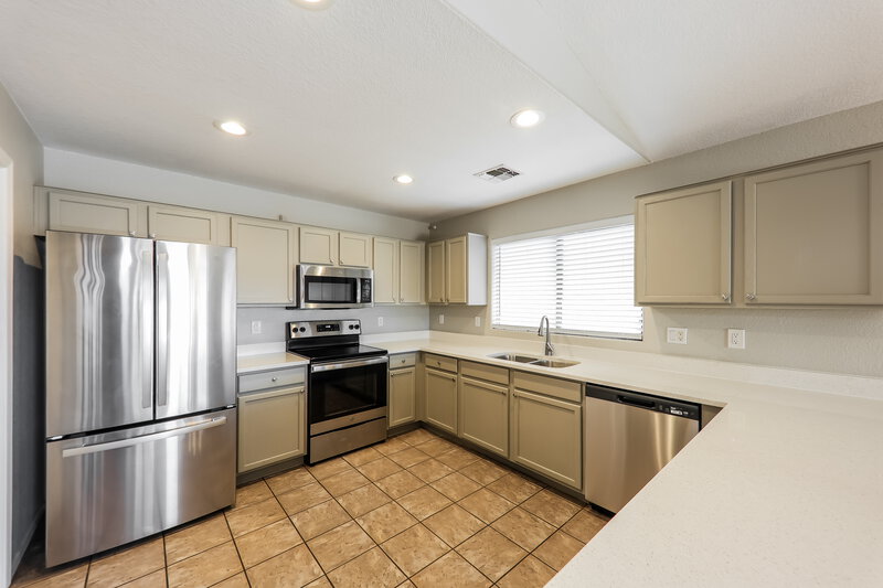 1,865/Mo, 13331 W Boca Raton Rd Surprise, AZ 85379 Kitchen View