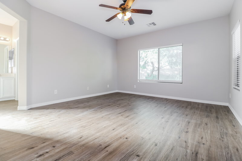 2,250/Mo, 136 S 108th Ave Avondale, AZ 85323 Main Bedroom View
