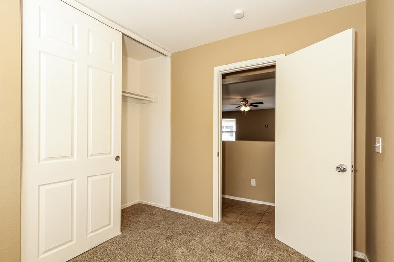 1,890/Mo, 11529 W Charter Oak Rd El Mirage, AZ 85335 Bedroom View 3