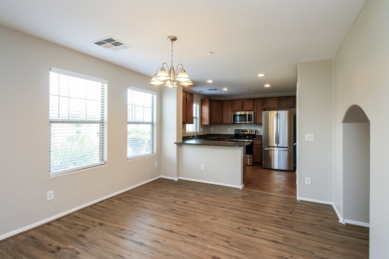 2,240/Mo, 3344 E Franklin Ave Gilbert, AZ 85295 Dining Room View