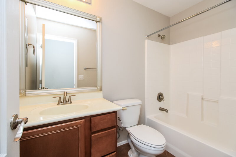 2,240/Mo, 3344 E Franklin Ave Gilbert, AZ 85295 Bathroom View