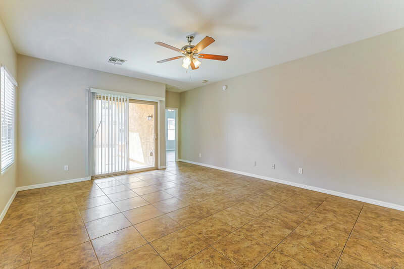 2,330/Mo, 11051 E Serafina Ave Mesa, AZ 85212 Living Room View