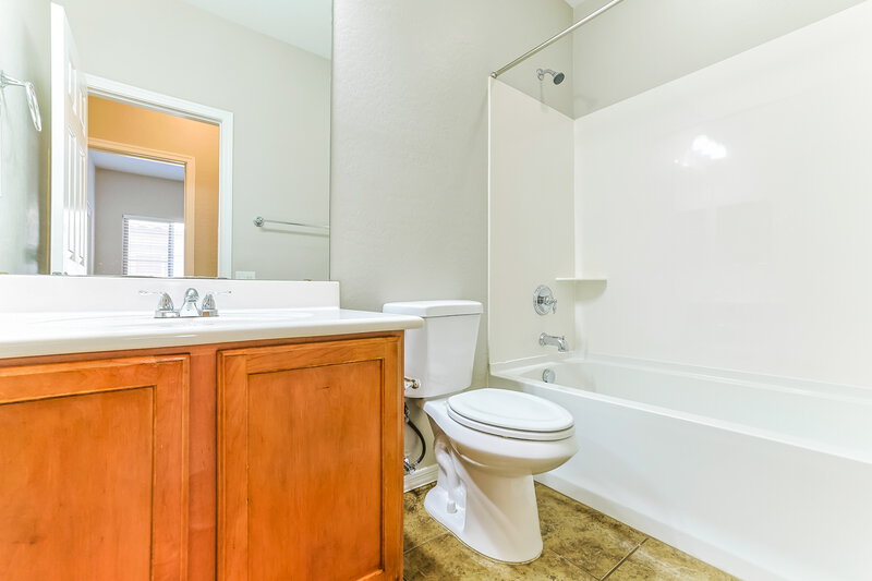 2,330/Mo, 11051 E Serafina Ave Mesa, AZ 85212 Bathroom View