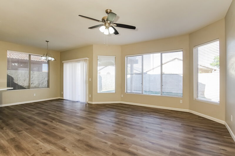 3,080/Mo, 16615 N 19th Street Phoenix, AZ 85022 Living Room View