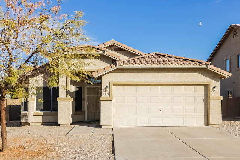 2,250/Mo, 3718 W Burgess Ln Phoenix, AZ 85041 External View