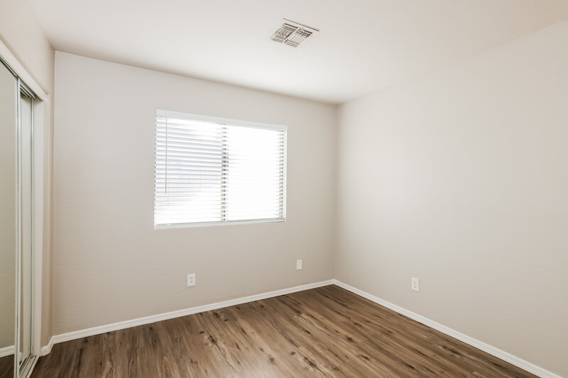 2,250/Mo, 3718 W Burgess Ln Phoenix, AZ 85041 Bedroom View 2