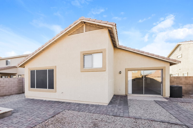 2,250/Mo, 3718 W Burgess Ln Phoenix, AZ 85041 Rear View