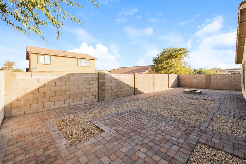 2,250/Mo, 3718 W Burgess Ln Phoenix, AZ 85041 Rear View 2