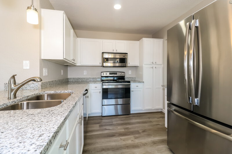 1,865/Mo, 8501 W Pierson St Phoenix, AZ 85037 Kitchen View