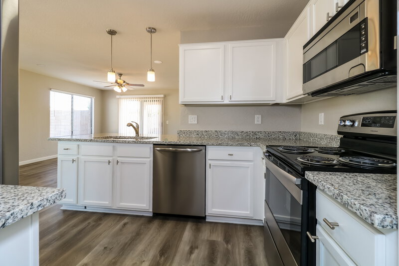 1,865/Mo, 8501 W Pierson St Phoenix, AZ 85037 Kitchen View 2