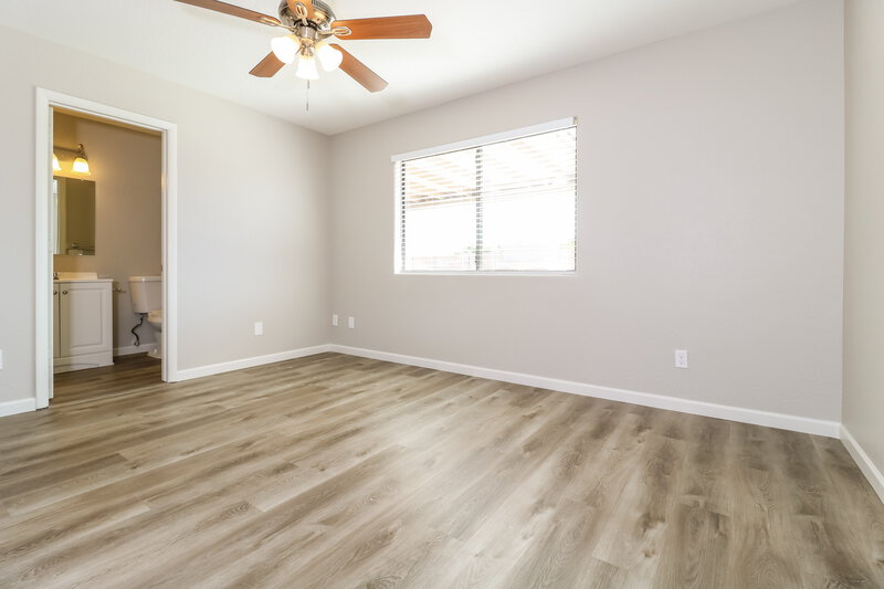 1,865/Mo, 8501 W Pierson St Phoenix, AZ 85037 Main Bedroom View