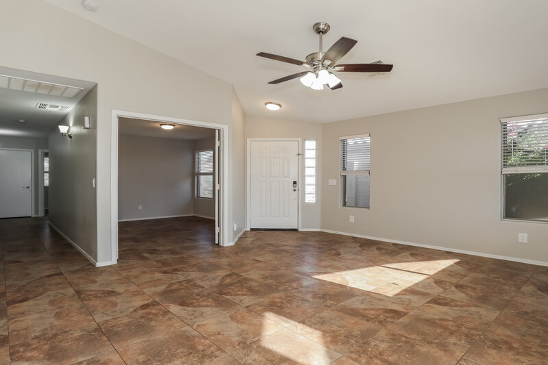 1,850/Mo, 12913 W Sheridan Avondale, AZ 85392 Living Room View