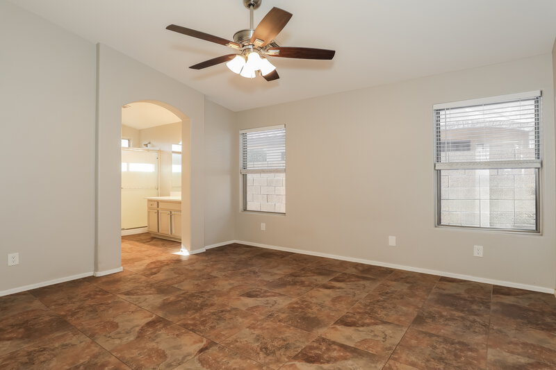 1,850/Mo, 12913 W Sheridan Avondale, AZ 85392 Main Bedroom View