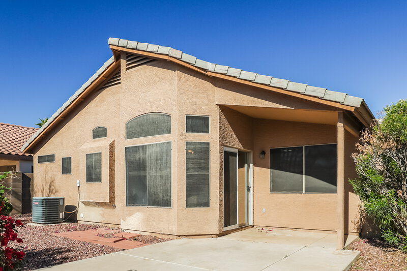 1,850/Mo, 12913 W Sheridan Avondale, AZ 85392 Rear View