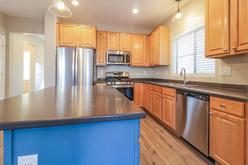 1,975/Mo, 14107 W Country Gables Dr Surprise, AZ 85379 Kitchen View 2