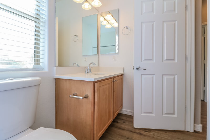 1,975/Mo, 14107 W Country Gables Dr Surprise, AZ 85379 Bathroom View